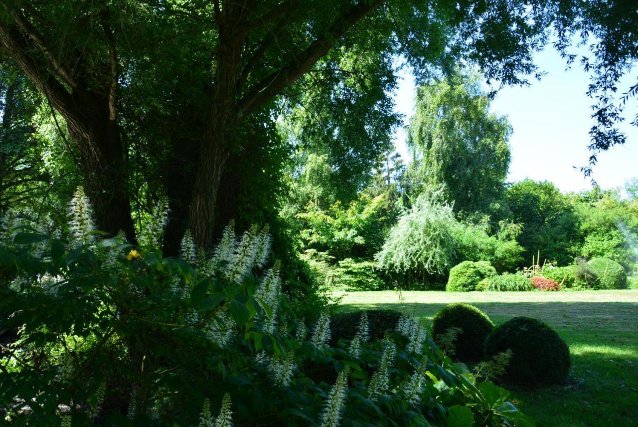 Bed and Breakfast Les Jardins Hoymille Esterno foto